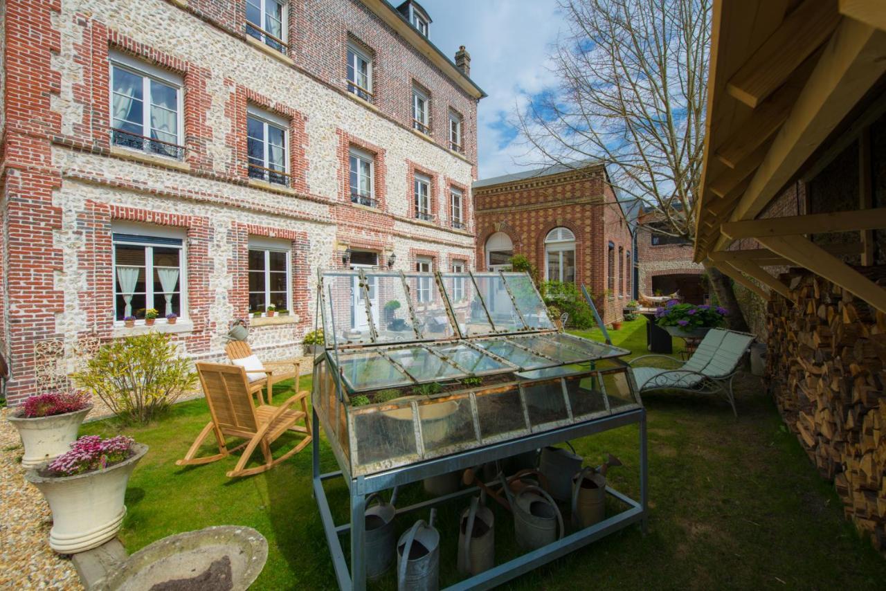 A L'Ecole Buissonniere Bed & Breakfast Онфльор Екстериор снимка