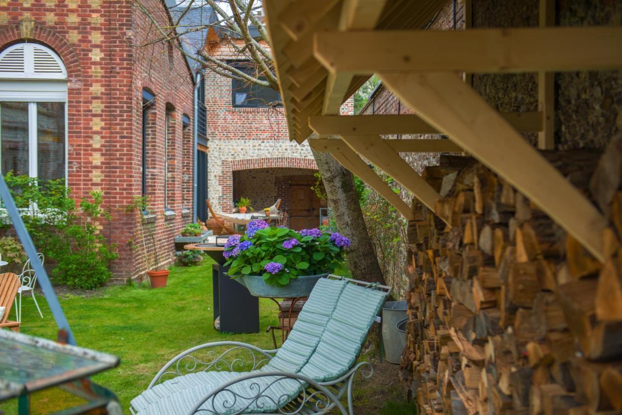 A L'Ecole Buissonniere Bed & Breakfast Онфльор Екстериор снимка